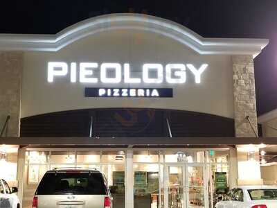 Pieology Pizzeria, Seminole