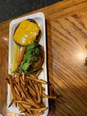 Bison Street Burgers & Brews, Massillon