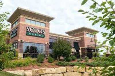 Solos Pizza Cafe, Maple Grove