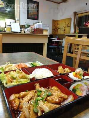 Oya Sushi & Korean Kitchen