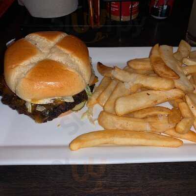 Red Robin Gourmet Burgers