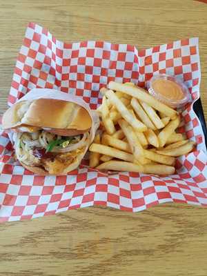 The Little Chicken - Burgers, Burien