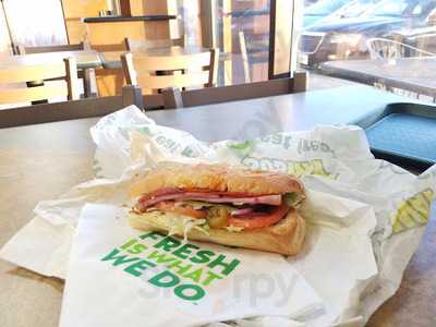 Subway, West Sacramento