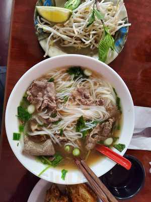 Pho Liu, Burien