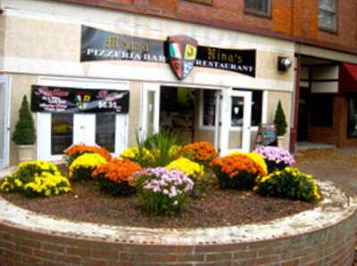 Nina's Pizzeria And Restaurant