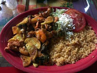 El Metate.  Mexican, Tifton