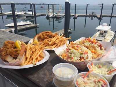 Costello's Clam Shack, Groton