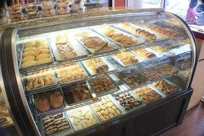 Manhattan International Bakery