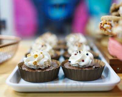 The Eatery By 3 Kids & A Cake