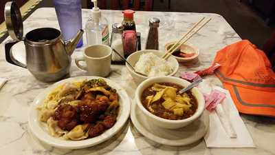 Hunan Restaurant