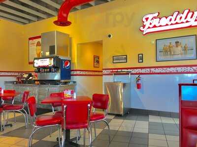 Freddy's Frozen Custard and Steakburgers, Bartlesville