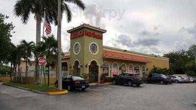 Pollo Tropical