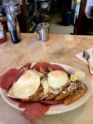 Bambi's Luncheonettes, North Brunswick