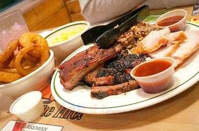 Pokeys Bbq & Smokehouse