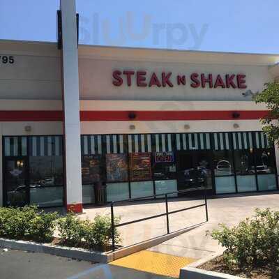 Steak 'n Shake, Compton