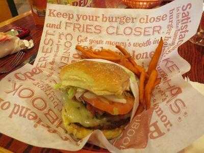 Red Robin Gourmet Burgers