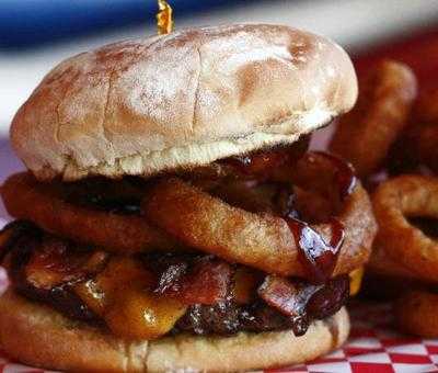 Teddy's Bigger Burgers - Woodinville