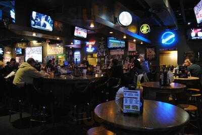 Tanner's Bar & Grill