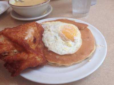 Henny Penny Carryout, McHenry