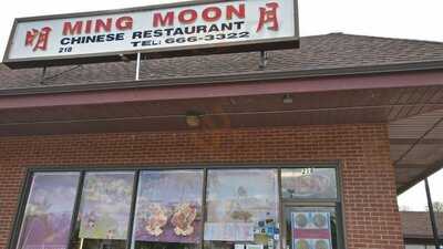 Ming Moon, Newington