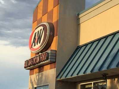 A&W Restaurant, Montrose