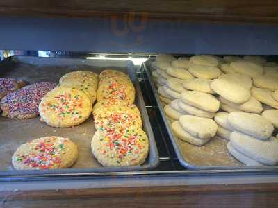 Los Reyes Bakery, Bartlett