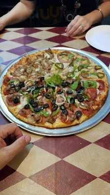 Tony's Pizza Tulare, Tulare