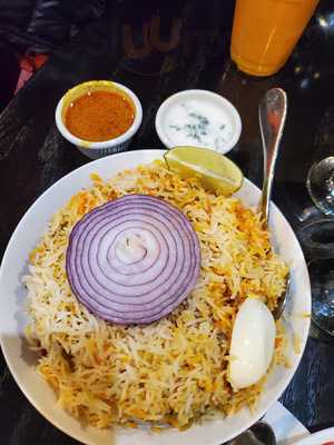 Paradise Biryani Pointe