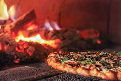 Zander's Woodfired Pizza