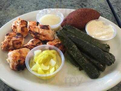 Nahla's Middle Eastern Food, New Castle