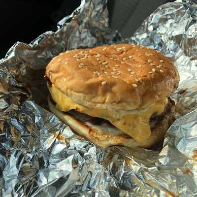 Five Guys, Waynesboro