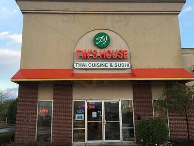 Tin's House Thai Cuisine & Sushi, Avon