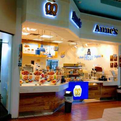 Auntie Anne's, Uniontown