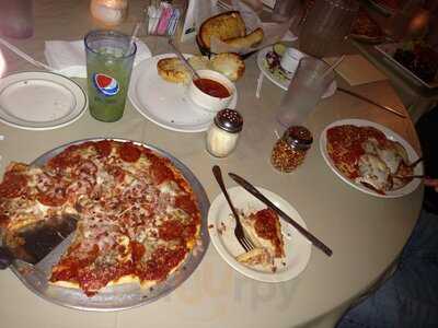 Vinces Pizza and restaurant, Beloit