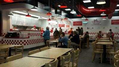 Five Guys, Zephyrhills