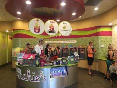 Menchie's Frozen Yogurt