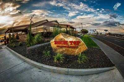 Rock Top Burgers & Brews, Moses Lake