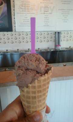 Mora Iced Creamery