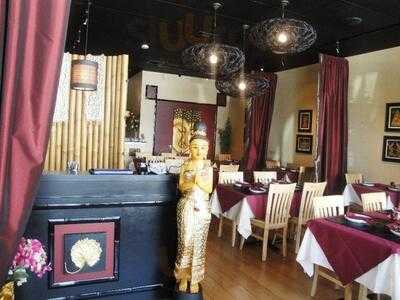 Golden Buddha Thai