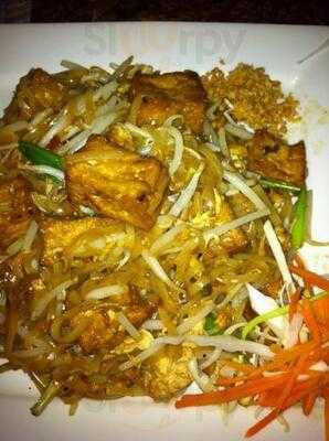 Tong Phoon Thai Restaurant