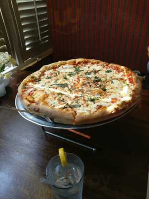 Bacci Brick Oven Pizzeria