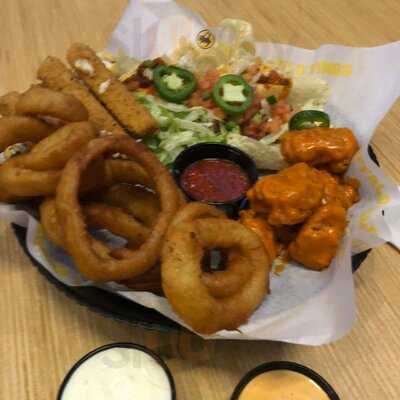 Buffalo Wild Wings, Marion