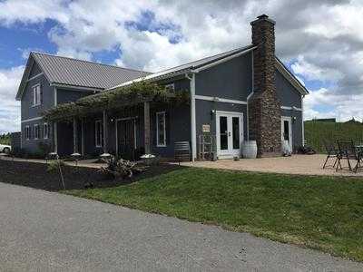 Iandoli's At Attimo Winery menu