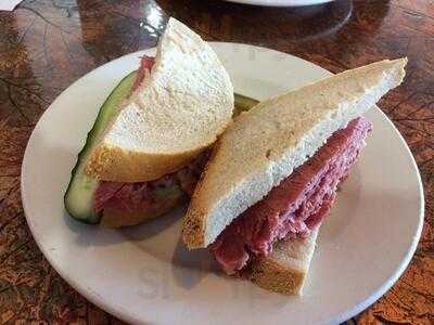 Siegel's Deli, Commerce Township