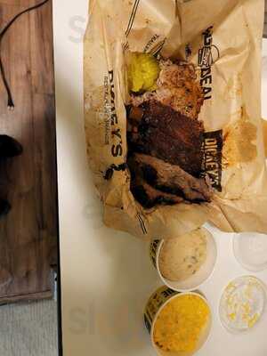 Dickey's Barbecue Pit