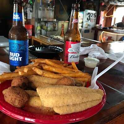 J & S Fish Camp and Gator Hole Tavern, Okeechobee