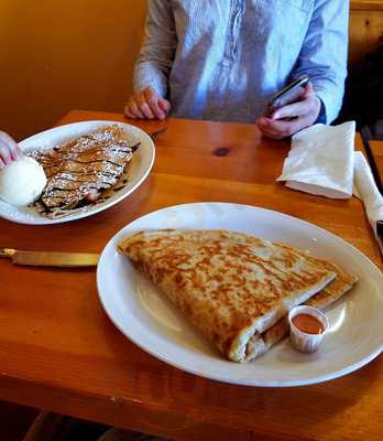 Suzette Crepe Cafe, Albany