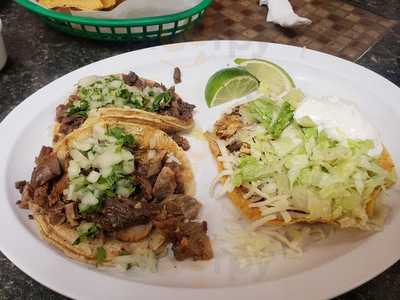 Tacos y Nieves Calvillo, Danville