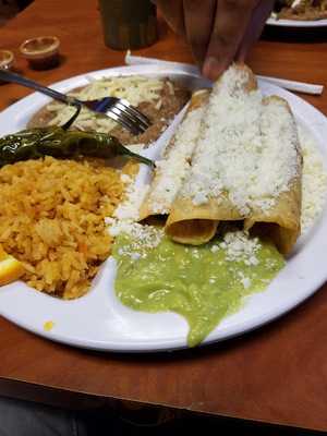 La Morenita Tacos Y Jugos