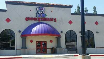 Chuck E. Cheese